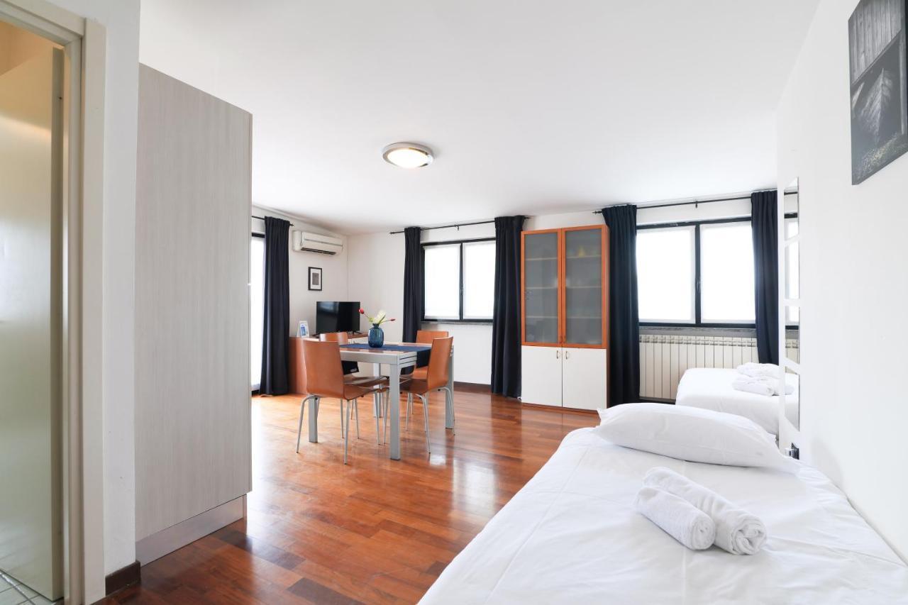 Ferienwohnung Primopiano - Euclide Mailand Exterior foto