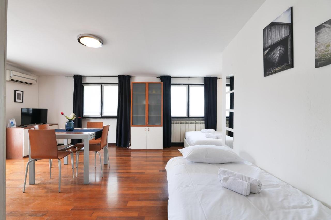 Ferienwohnung Primopiano - Euclide Mailand Exterior foto